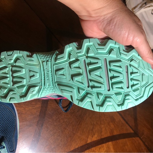 Asics Gel Venture 8 Trail Running Shoes women’s size 9 Blue & Pink - Picture 5 of 5